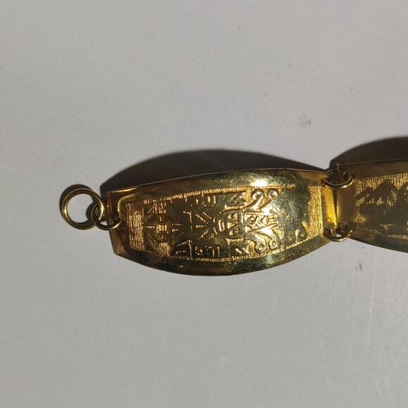 Vintage Peruvian Gold Toned Bracelet Storytelling Engravings Hook Closure - Picture 9 of 9